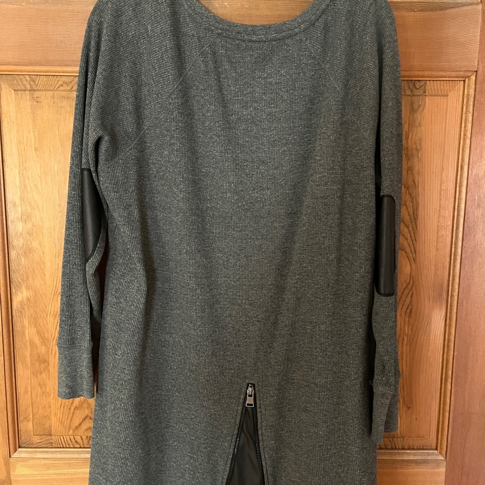 Calvin Klein Women’s Performance Quick-Dry Thermal Pullover Top Grey size 1X